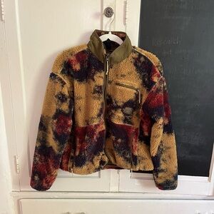 WOMEN’S JACQUARD EXTREME PILE FULL-ZIP JACKET ANTELOPE TAN ICE DYE PRINT